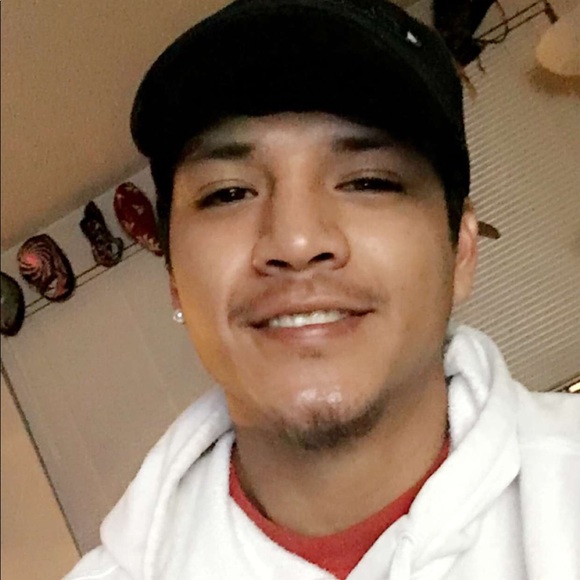 Meet your Posher, Whikil - Picture 1 of 1